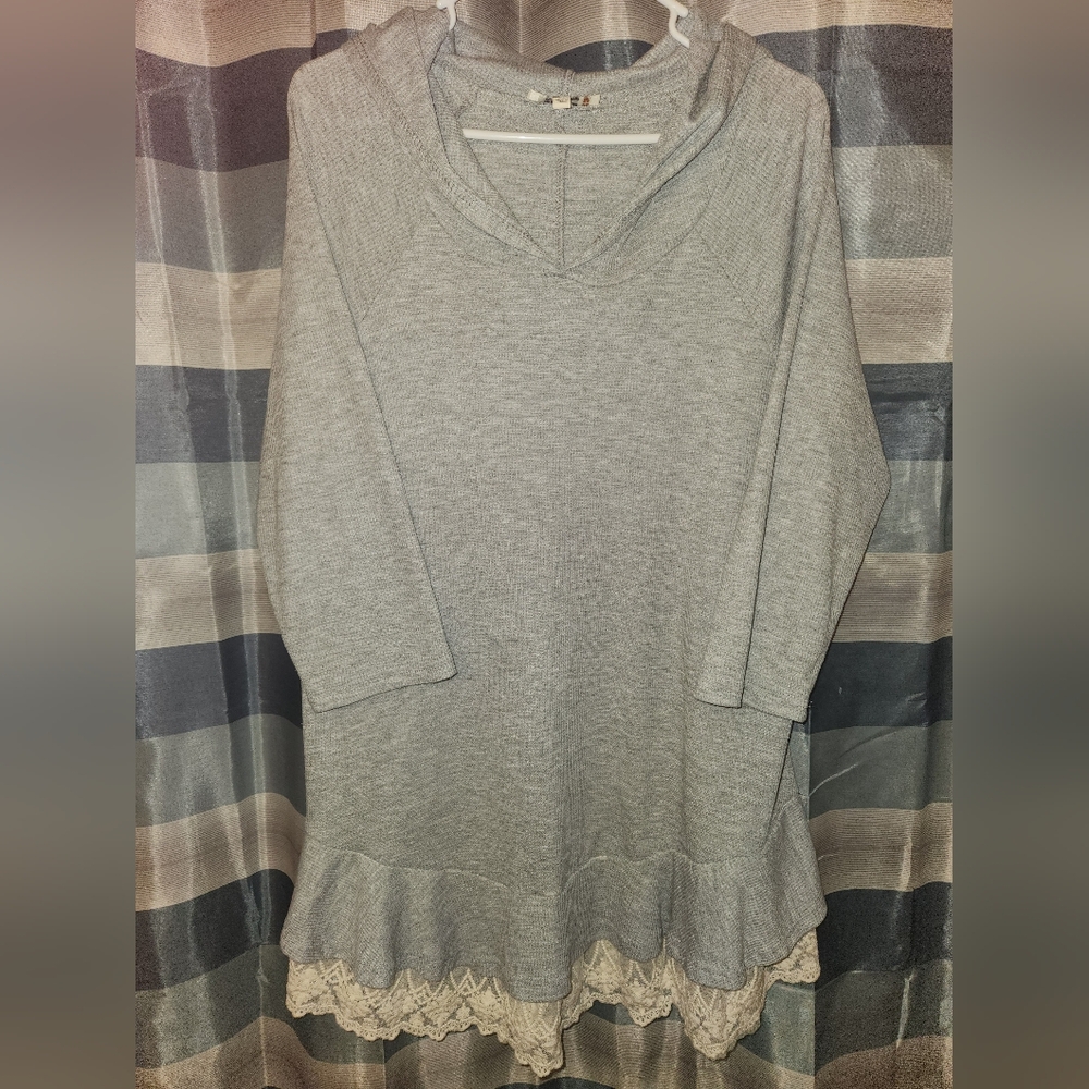1X UMGEE + Gray Hooded Tunic,3/4 Sleeve, Ivory Lace Trim, Boho, Chic, Plus Size
